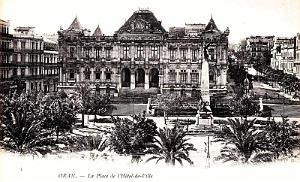 ORAN - PLACE DE L'HOTEL DE VILLE